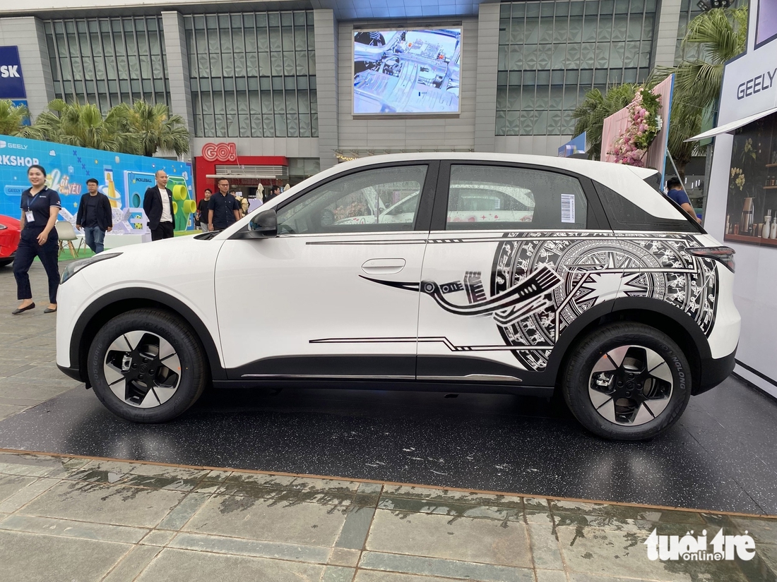 Geely EX2 ra mắt Việt Nam: Giá từ 459 triệu đồng, có ADAS, chạy tới 395km/sạc - Ảnh 2.