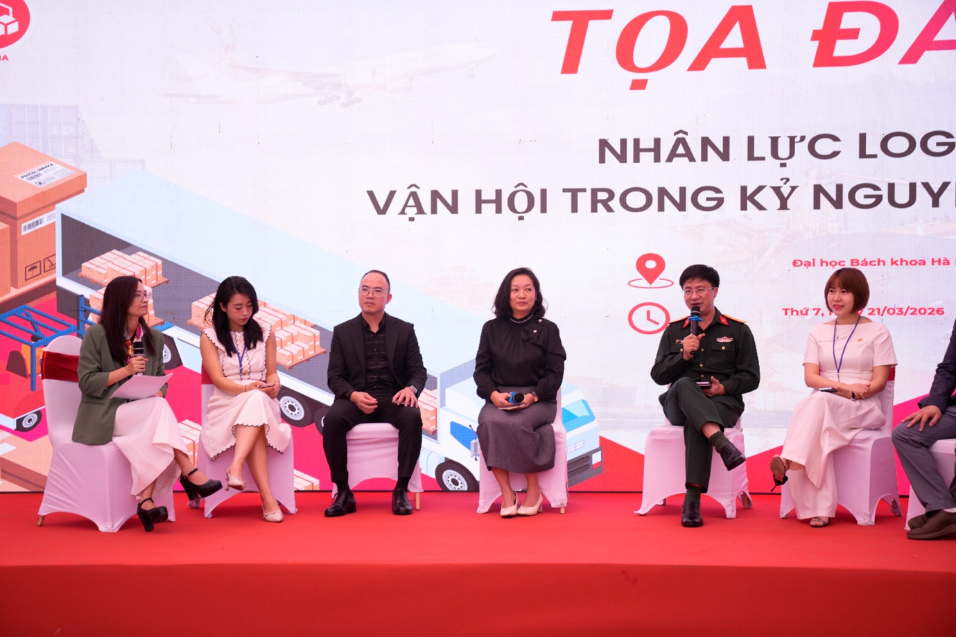 J&T Express kết nối tương lai logistics: Từ nguồn nhân lực đến nền tảng số tại Valoma Logfair 2026- Ảnh 3. J&T Express kết nối tương lai logistics: Từ nguồn nhân lực đến nền tảng số tại Valoma Logfair 2026- Ảnh 3.