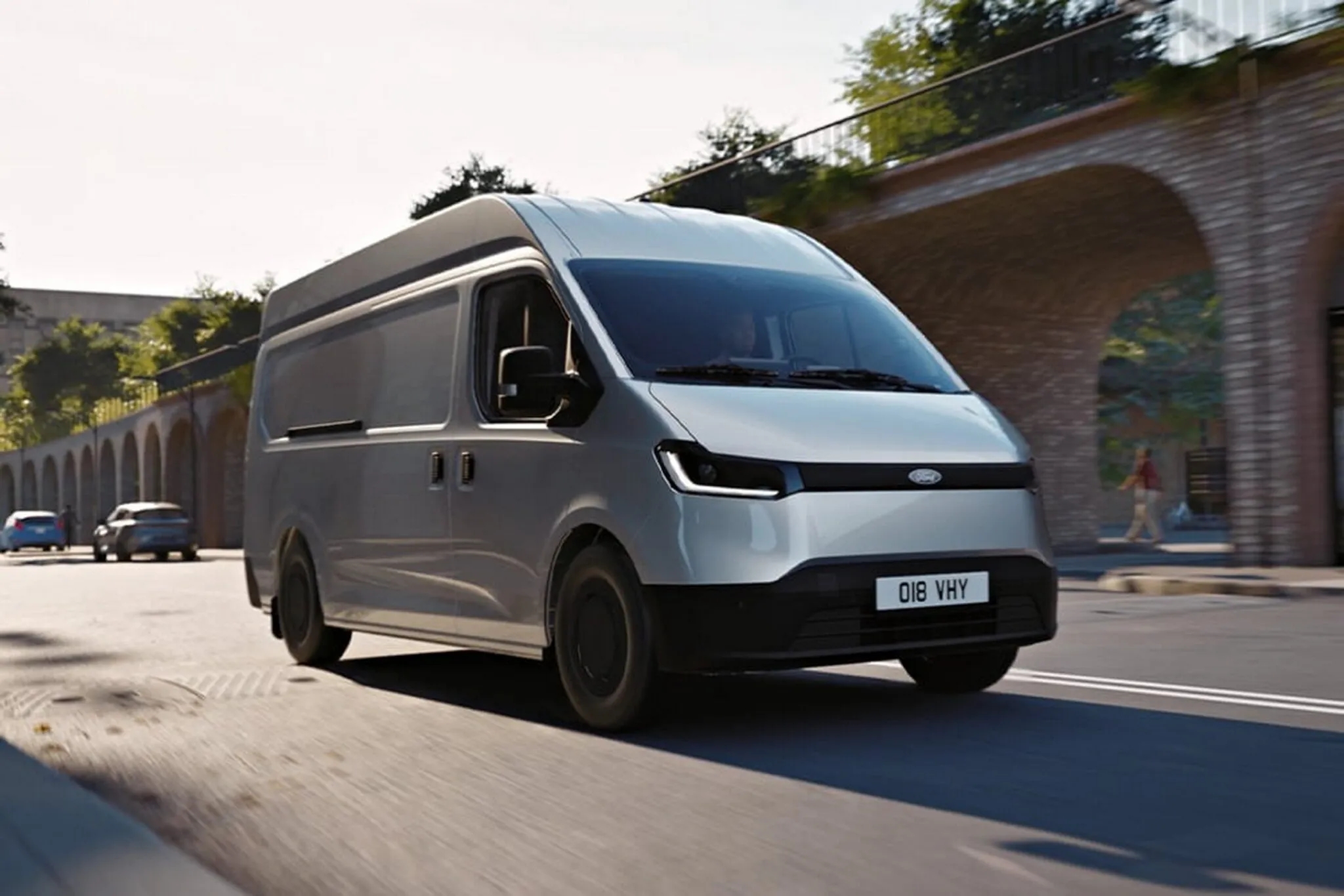 Ford Transit có bản điện giá rẻ, vẫn có ga thích ứng, ghế sưởi, chạy 250km/sạc - Ảnh 16.