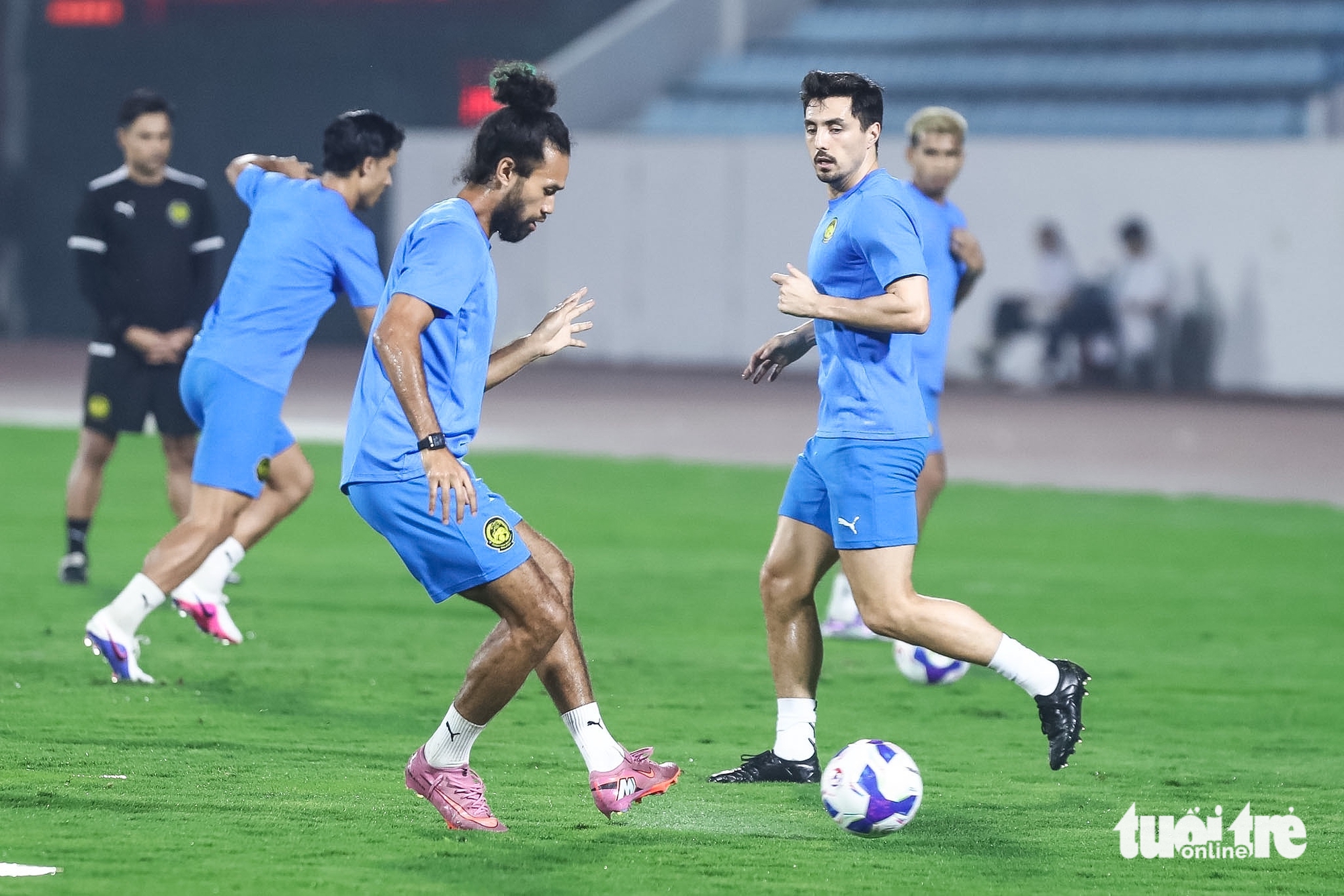 Nhân vật đặc biệt của tuyển Malaysia trong buổi tổng duyệt trên sân Thiên Trường 6 malaysia - Ảnh 6.