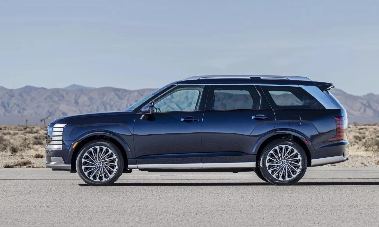 SUV 'xịn' nhất của Hyundai tại Việt Nam nhận đặt cọc xe thế hệ mới- Ảnh 3.