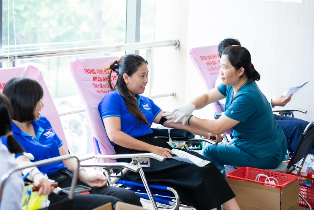 Niềm vui từ lòng nhân ái