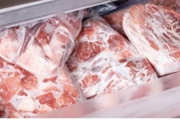 Thịt lợn để trong tủ lạnh lâu ngày cực hại sức khỏe, có 5 điểm này phải vứt ngay