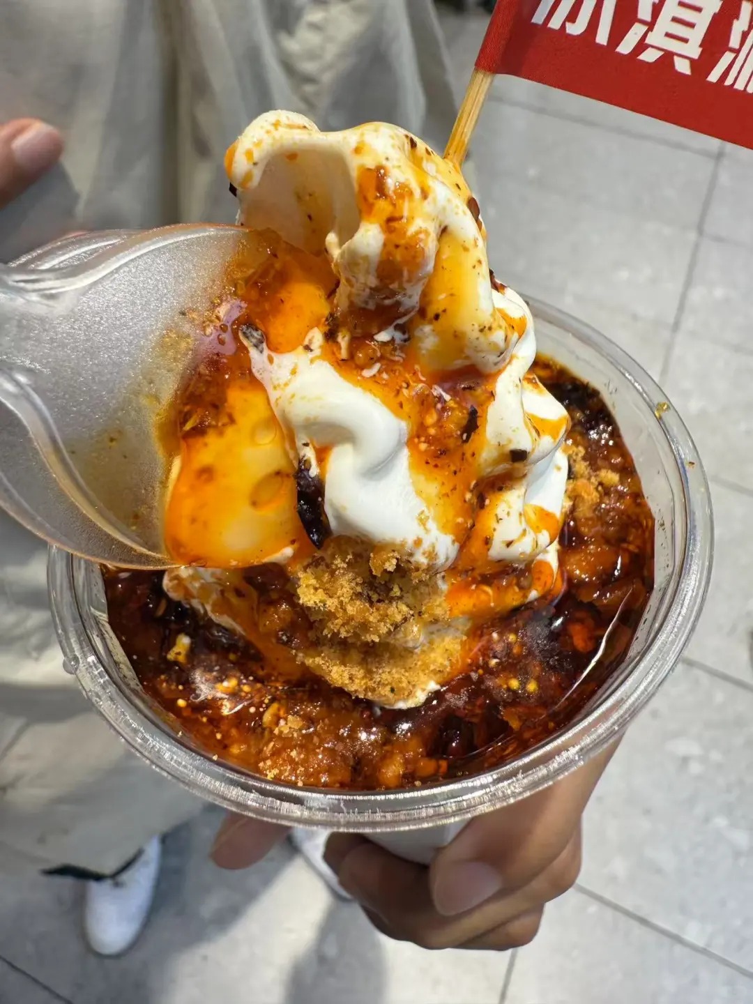 Ai đã làm ra cái thứ kem này vậy?- Ảnh 3.