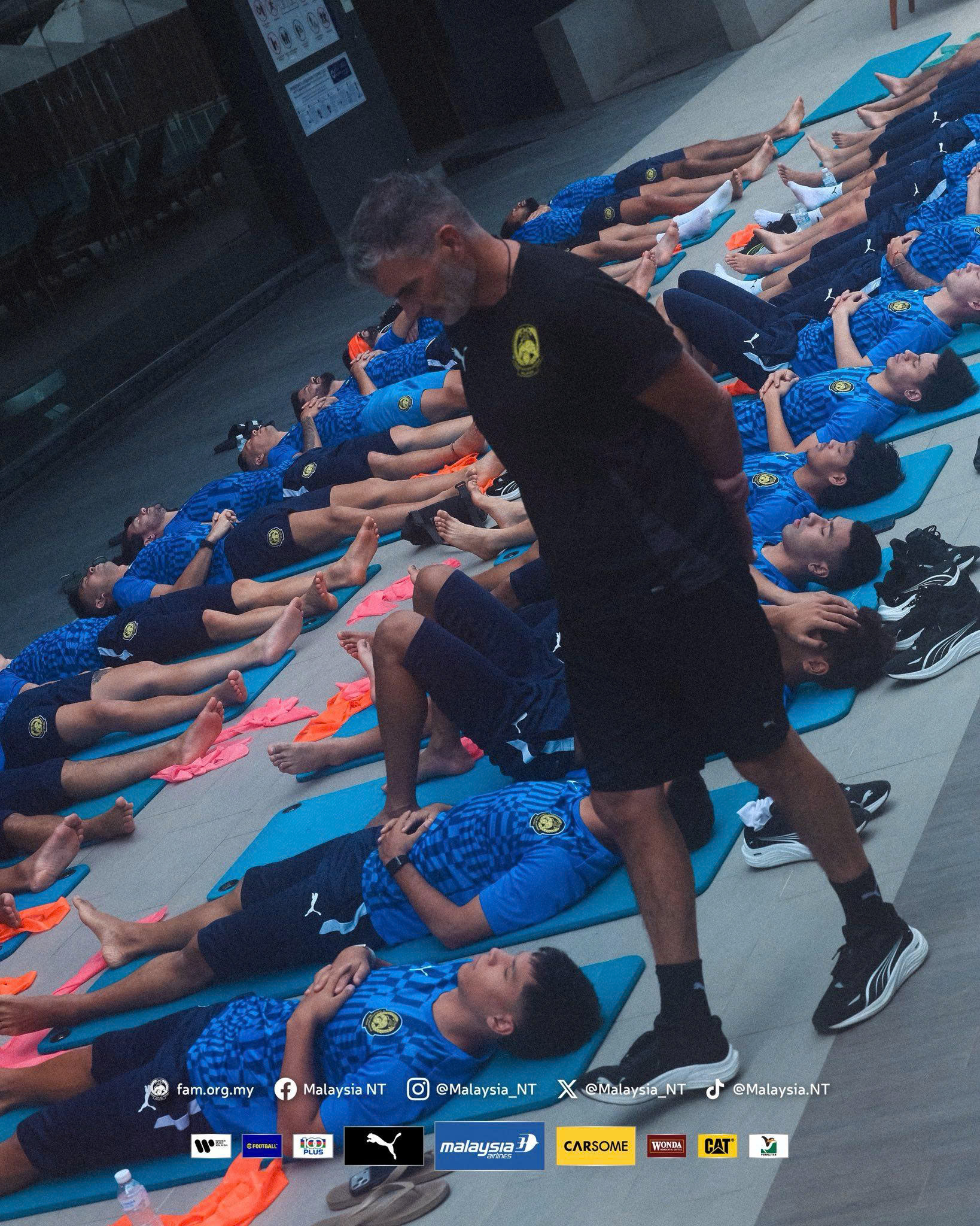 Tuyển Malaysia mang 13 cầu thủ gốc nước ngoài sang Việt Nam 2 Tuyển Malaysia mang 13 cầu thủ gốc nước ngoài sang Việt Nam - Ảnh 2.