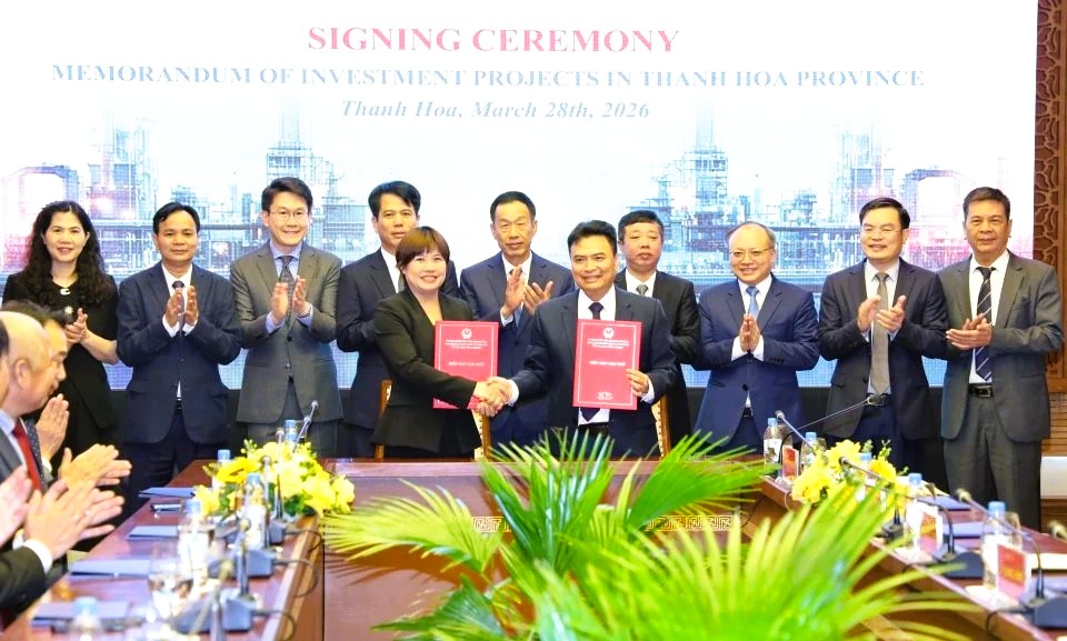 Tập đoàn FLC ký ghi nhớ đầu tư 2 dự án lớn tại thanh hóa 2026 - Ảnh 2.