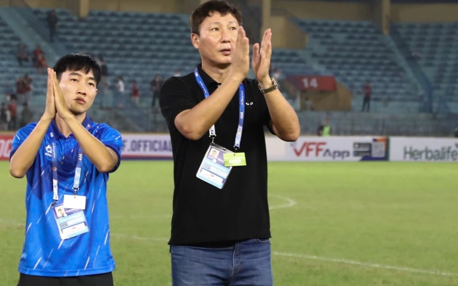 Việt Nam - Indonesia: Hai hướng đi, một đích đến World Cup 5 Việt Nam - Indonesia: Hai hướng đi, một đích đến World Cup - Ảnh 5.