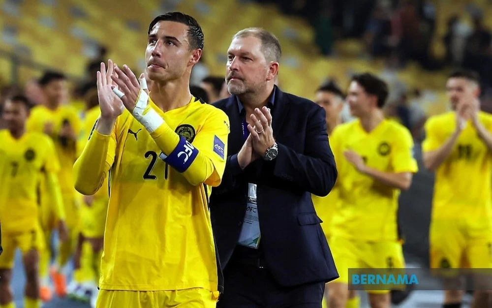 Rất khó cho thầy trò HLV Cklamovski có điểm ở trận tái đấu tuyển Việt Nam trên sân Thiên Trường ngày 31-3. Ảnh: BNM. hlv-doi-tuyen-malaysia-lung-lay-ghe-nong-ngay-truoc-tran-tai-dau-viet-nam (1).jpg