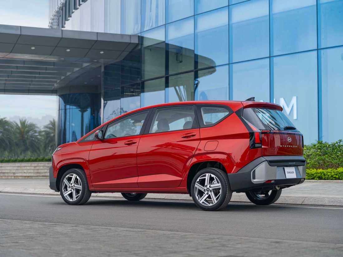 Hyundai Stargazer - Ảnh 13.