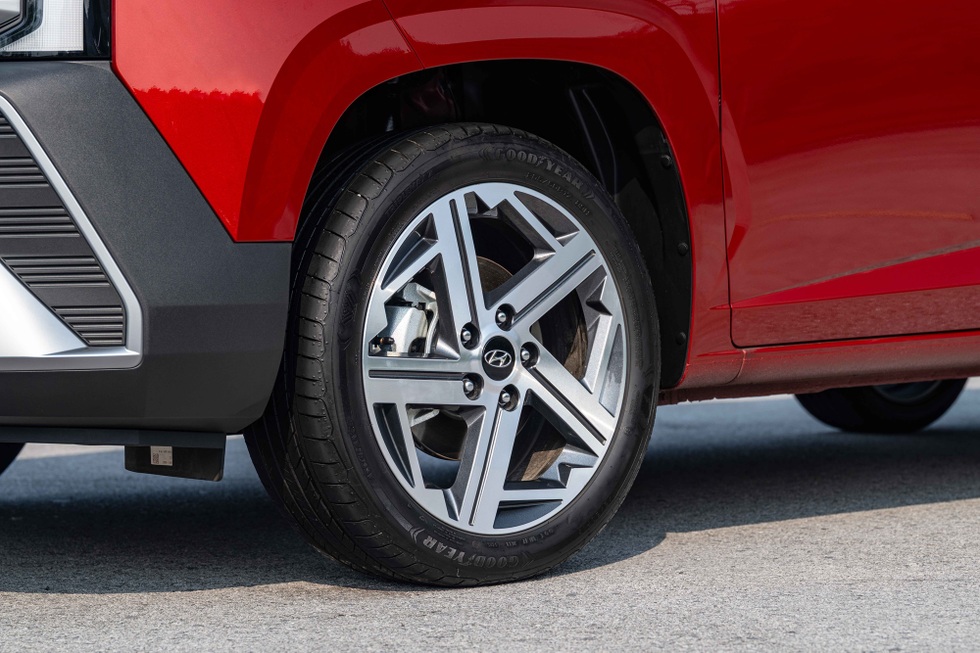 Hyundai Stargazer đấu Xpander, chênh lệch hơn 40 triệu đồng có đủ hấp dẫn? - 3 Hyundai Stargazer đấu Xpander, chênh lệch hơn 40 triệu đồng có đủ hấp dẫn? - 3