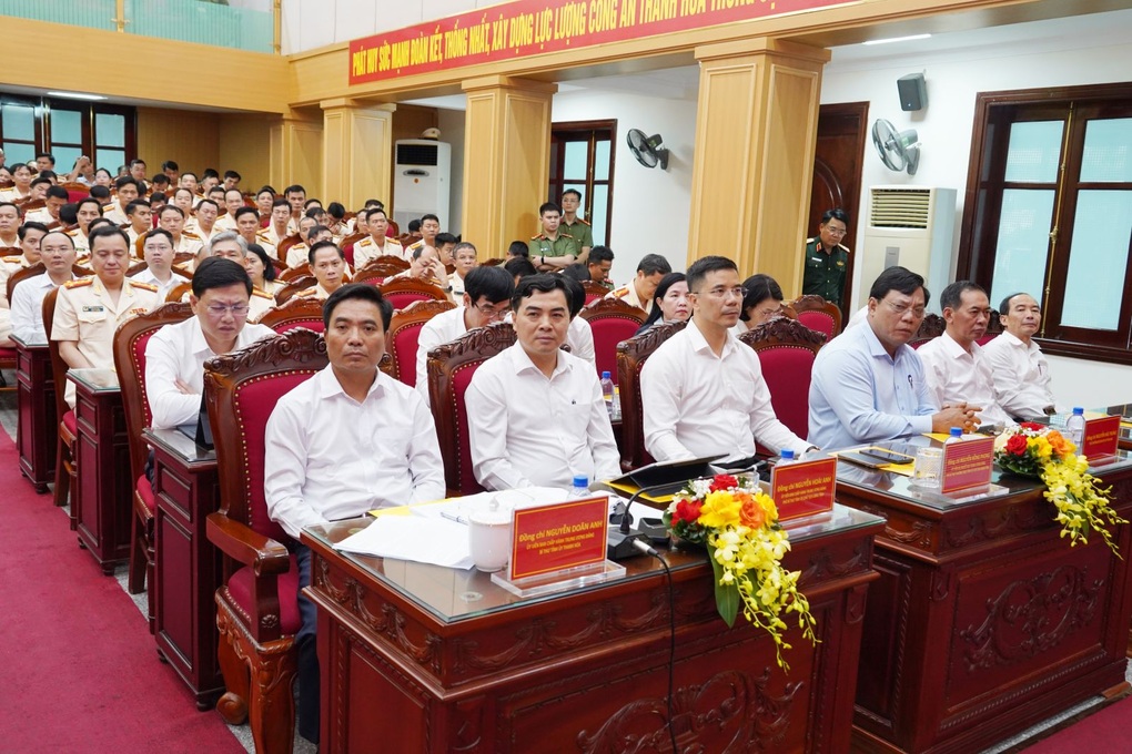 Bộ trưởng Lương Tam Quang: Chủ động từ sớm, từ xa giữ vững an ninh, trật tự - 2