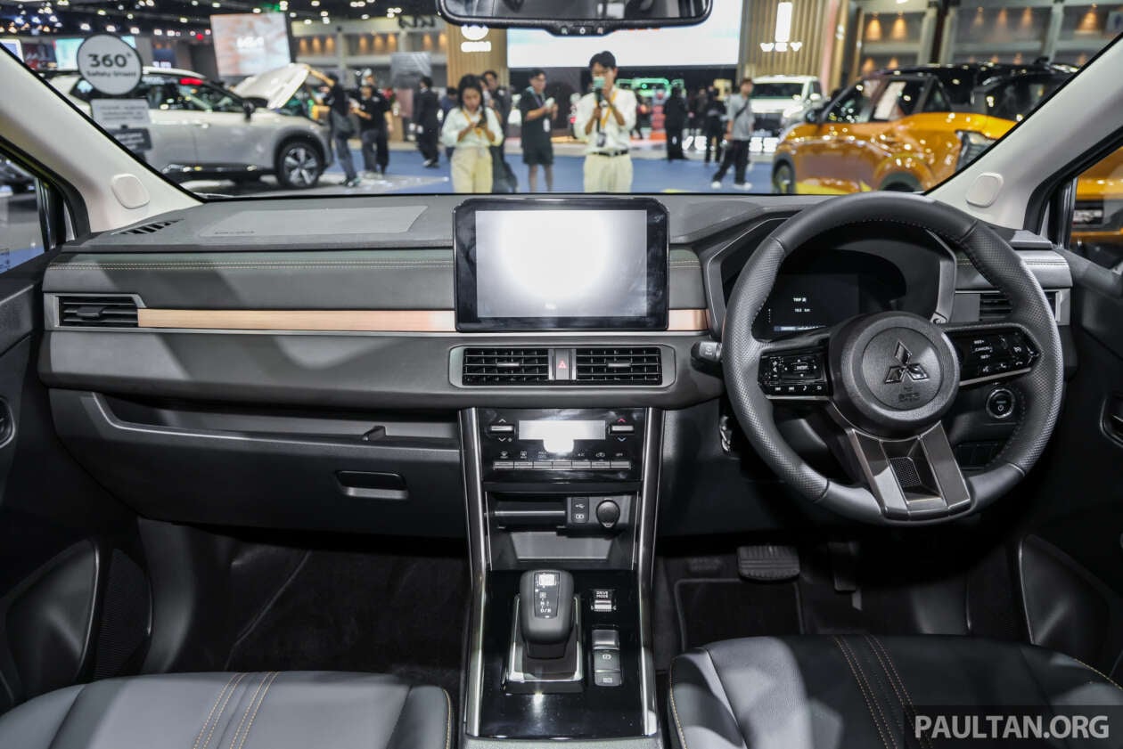 Mitsubishi Xpander hybrid bản nâng cấp xuất hiện tại Thái Lan, liệu có về Việt Nam?- Ảnh 3. Mitsubishi Xpander hybrid bản nâng cấp xuất hiện tại Thái Lan, liệu có về Việt Nam?- Ảnh 3.