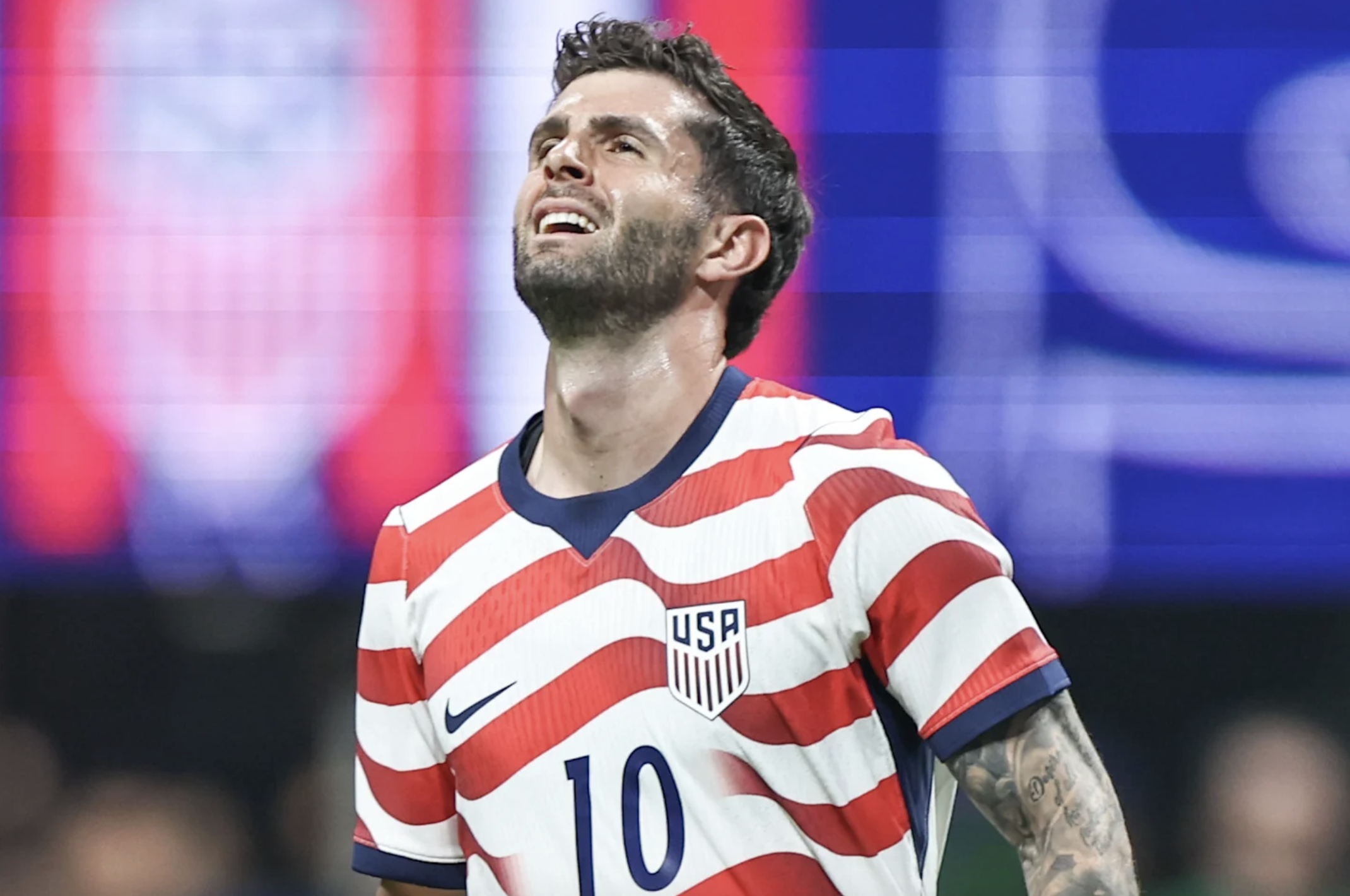 Bỉ phô diễn sức mạnh, thắng nghiền ép đồng chủ nhà World Cup 2 Bỉ phô diễn sức mạnh, thắng nghiền ép đồng chủ nhà World Cup - Ảnh 2.