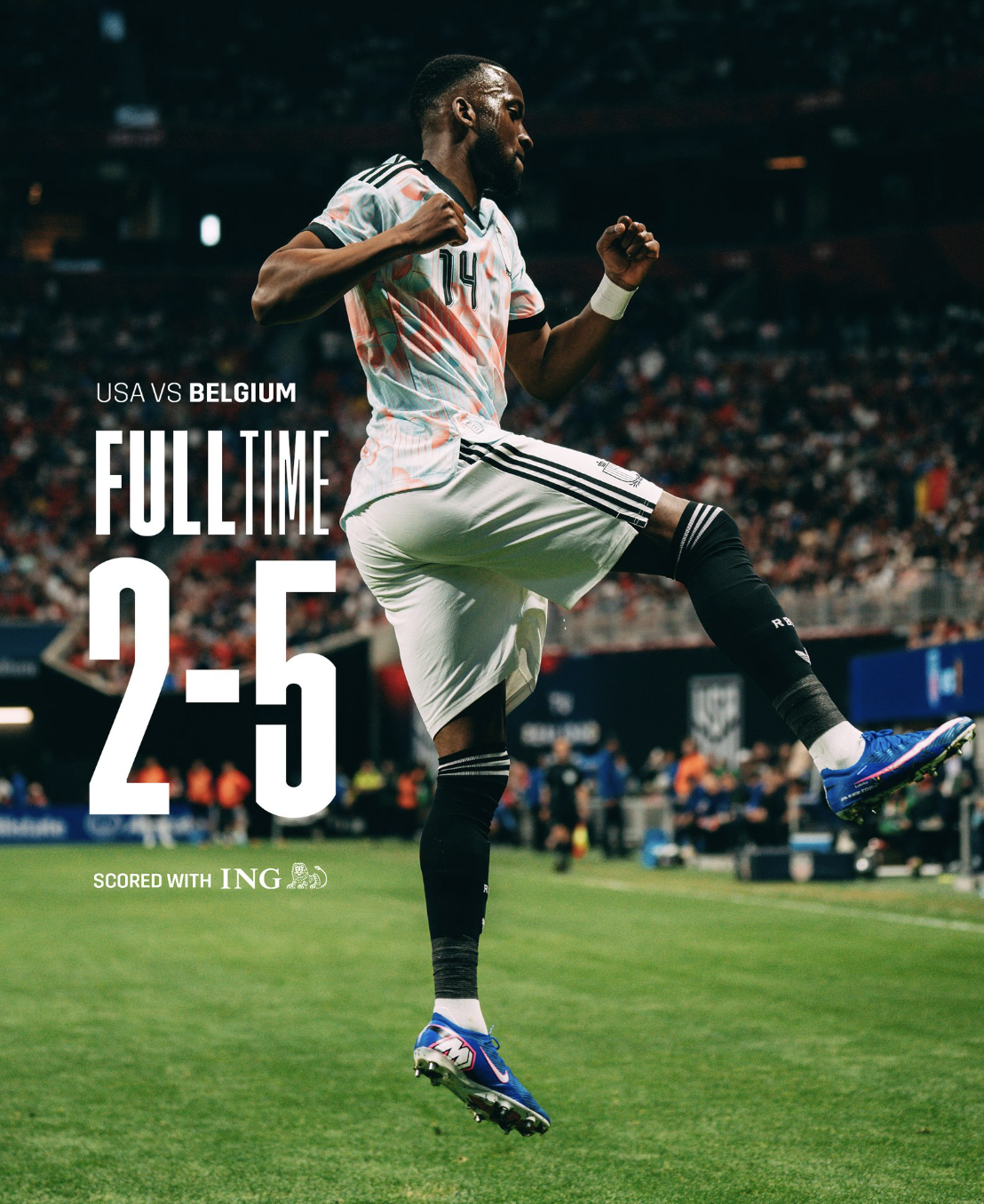 Bỉ phô diễn sức mạnh, thắng nghiền ép đồng chủ nhà World Cup 5 Bỉ phô diễn sức mạnh, thắng nghiền ép đồng chủ nhà World Cup - Ảnh 5.