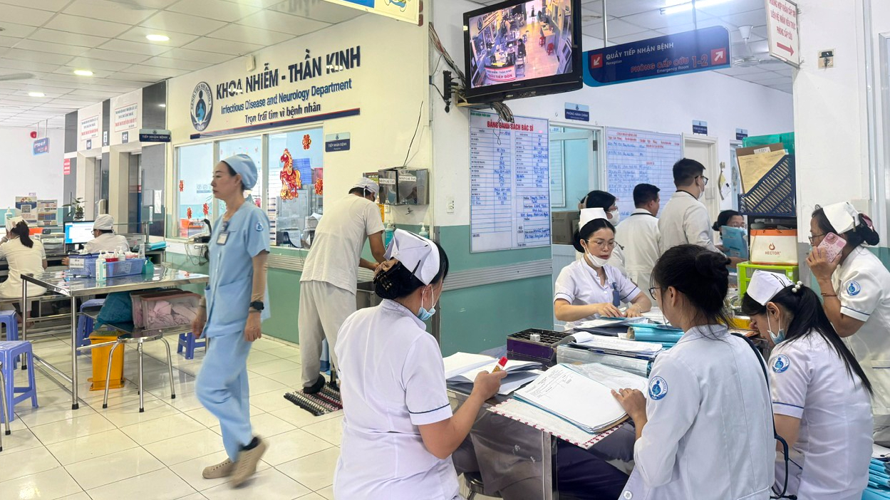 tay chân miệng - Ảnh 4.