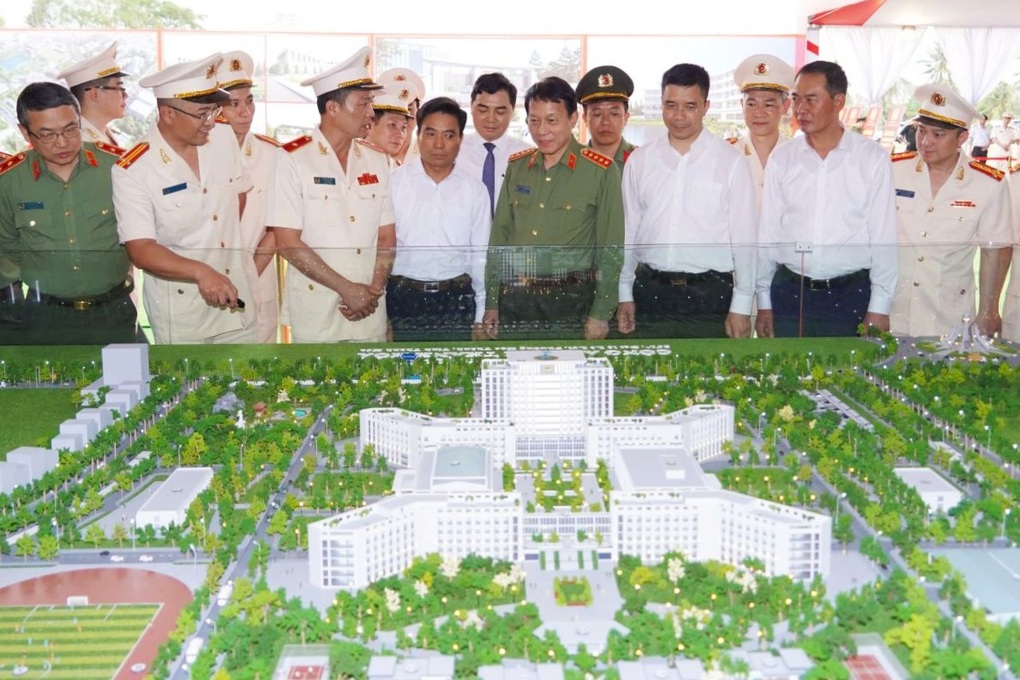 Khởi công xây dựng doanh trại đóng quân Công an tỉnh Thanh Hóa - 2