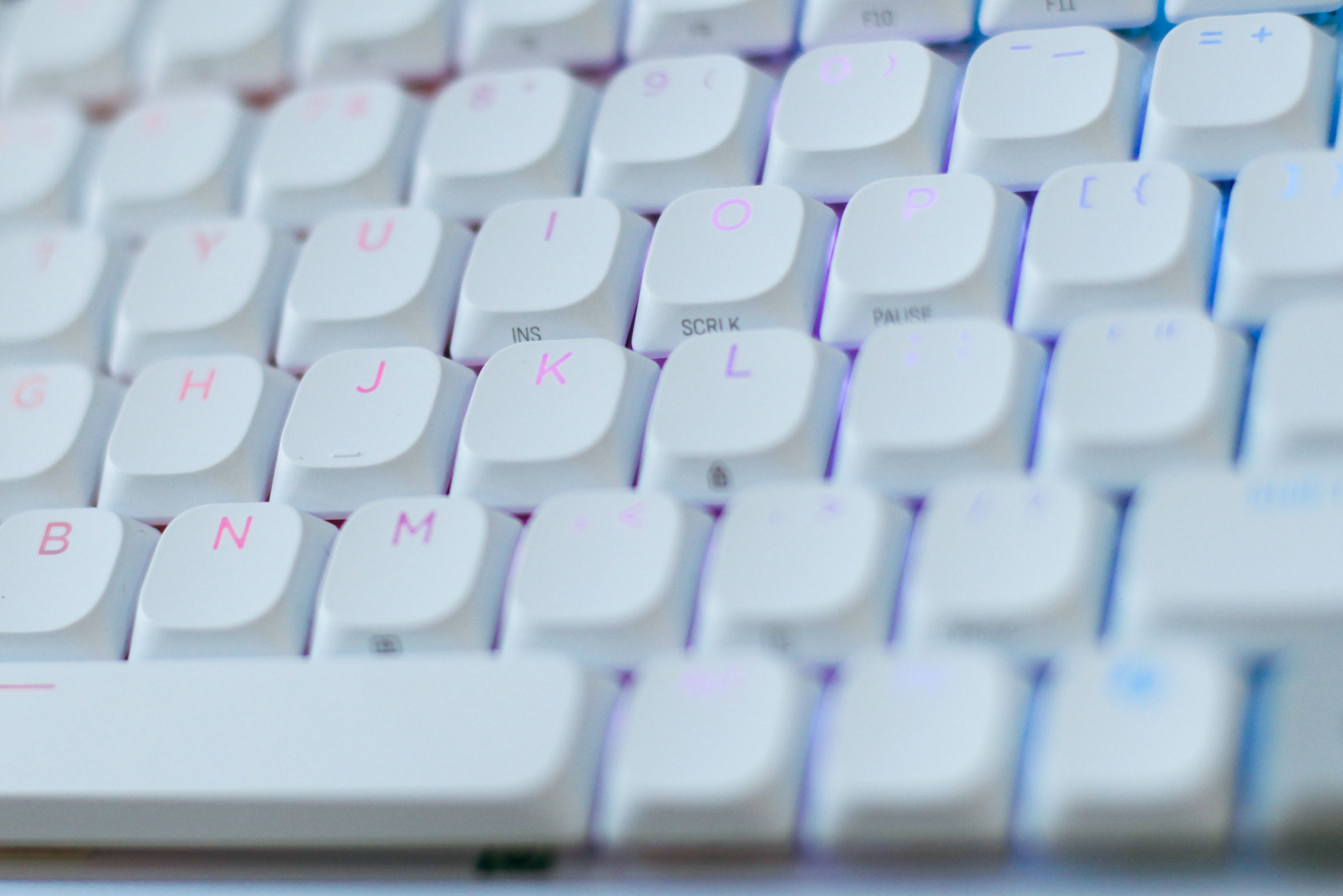 Trải nghiệm bàn phím cơ Vanguard Air 99 Wireless: Mỏng, đẹp, tích hợp nút Stream Deck - Ảnh 3.