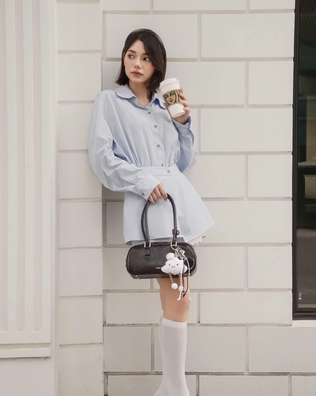 Túi baguette mang biểu tượng thời trang Y2K quay trở lại mạnh mẽ - Ảnh 3.