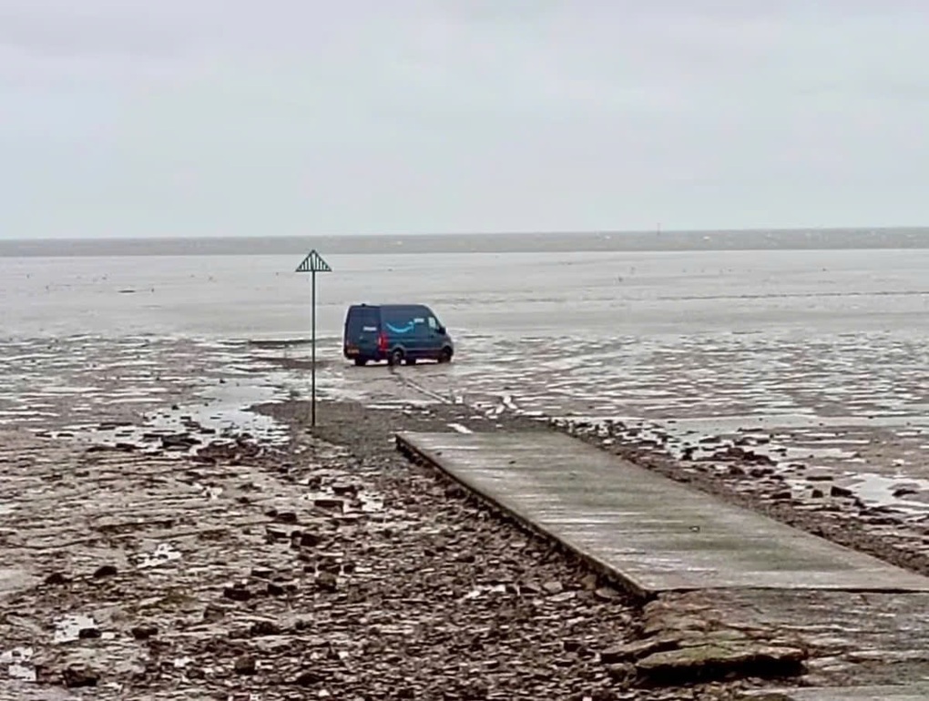 Con đường nguy hiểm nhất nước Anh, từng cướp đi sinh mạng hơn 100 người - 3