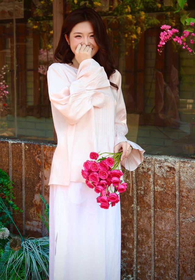 Mùa hè trong trẻo, nhẹ nhàng trên trang phục vải linen- Ảnh 4.