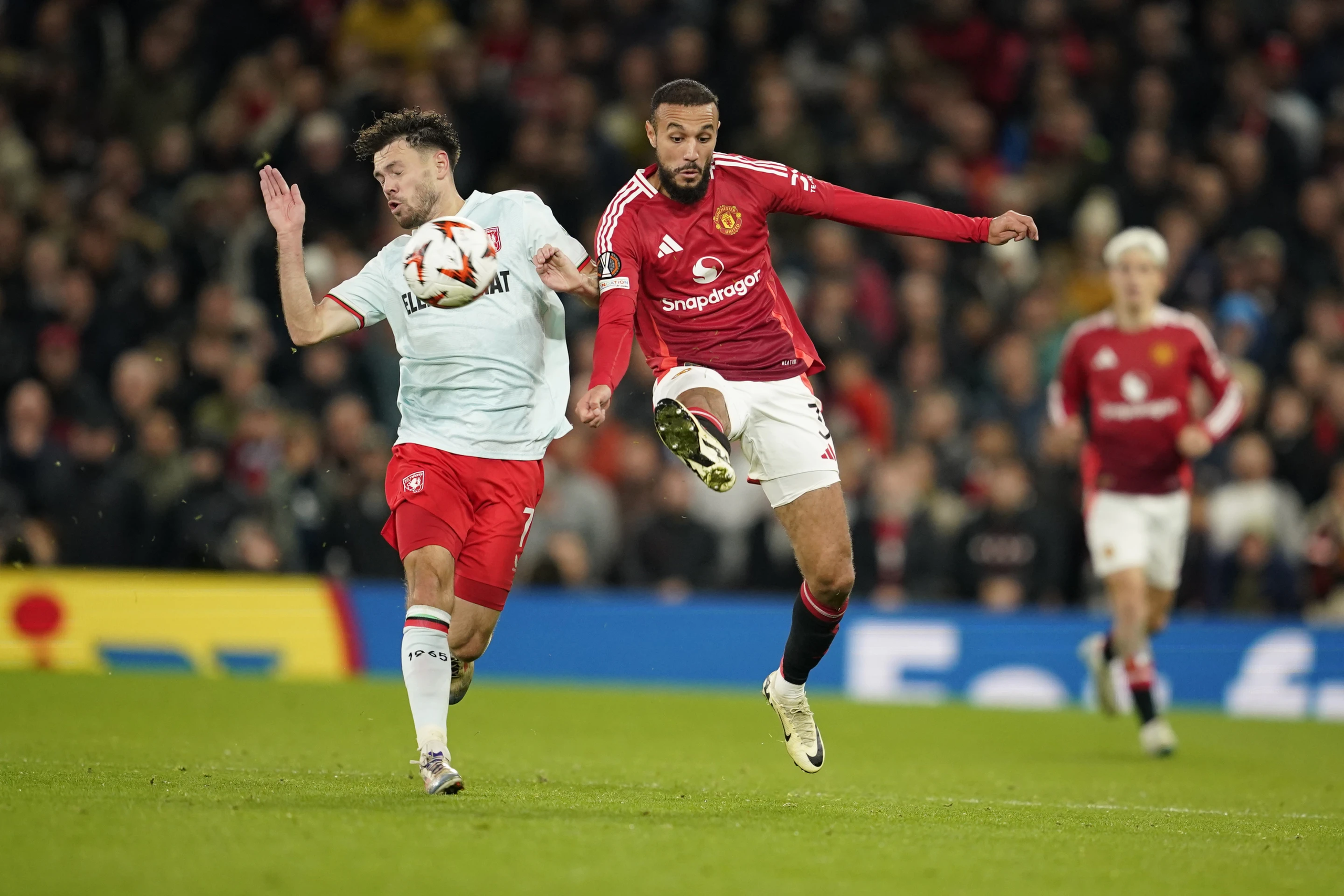 Ai hay nhất, ai dở nhất Man Utd kể từ đầu mùa giải? - Ảnh 4.