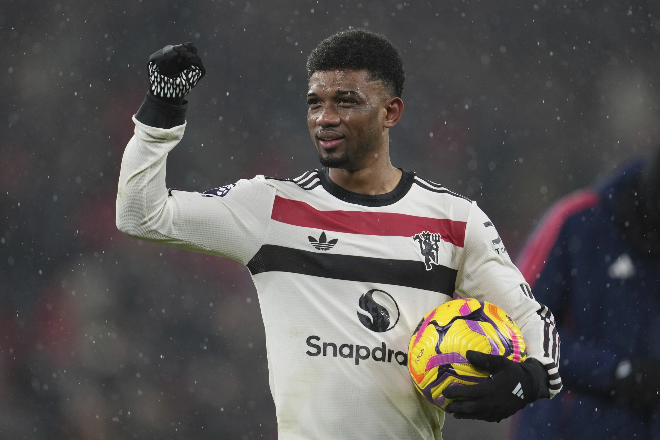 Ai hay nhất, ai dở nhất Man Utd kể từ đầu mùa giải? - Ảnh 17.