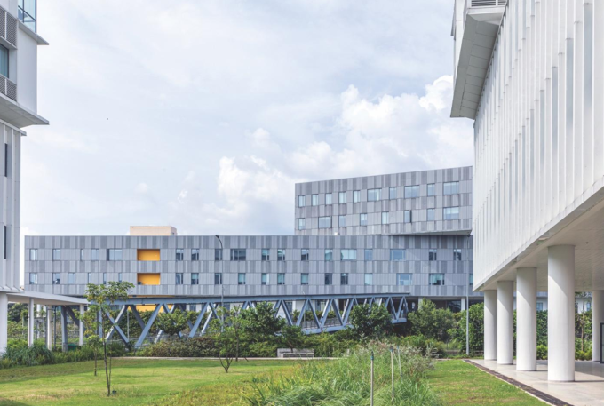 Một góc khuôn viên trường. Ảnh: VGU