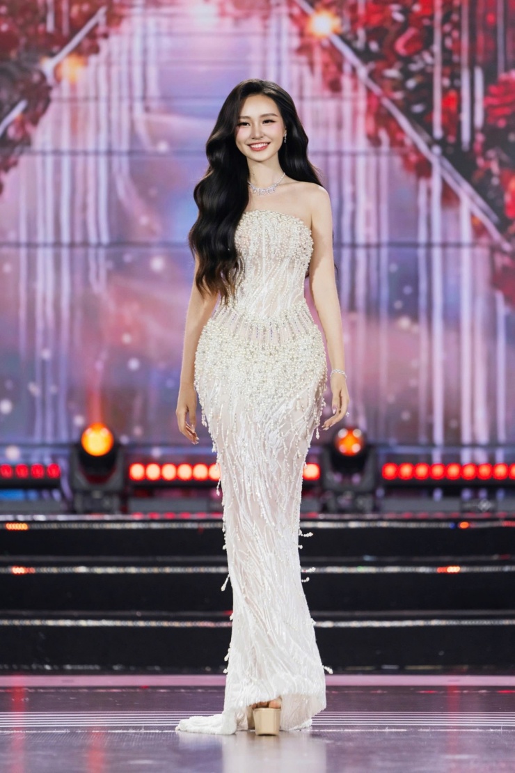 Sắc vóc á hậu 1 Miss World Vietnam 2025 Khánh Như 4 Sắc vóc á hậu 1 Miss World Vietnam 2025 Khánh Như - 3