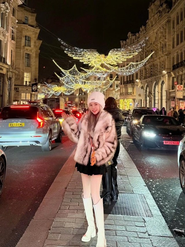 Chân váy tennis giao thoa giữa năng động và quyến rũ- Ảnh 7.