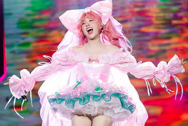 Chương trình có sự xuất hiện của HIEUTHUHAI, Isaac, HURRYKNG, Anh Tú, Phạm Anh Duy, Negav, Tez, Mason Nguyễn, Sơn.K, Lamoon, Bùi Trường Linh, CONGB.