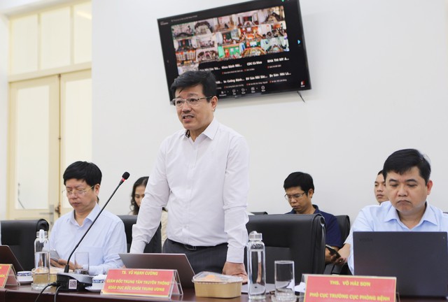 Bệnh tay chân miệng ở phía Nam vào chu kỳ tăng: EV71 chiếm ưu thế, cảnh báo nguy cơ ca nặng gia tăng 7 TS. Vũ Mạnh Cường – Giám đốc Trung tâm Truyền thông Giáo dục Sức khỏe Trung ương nêu ý kiến.