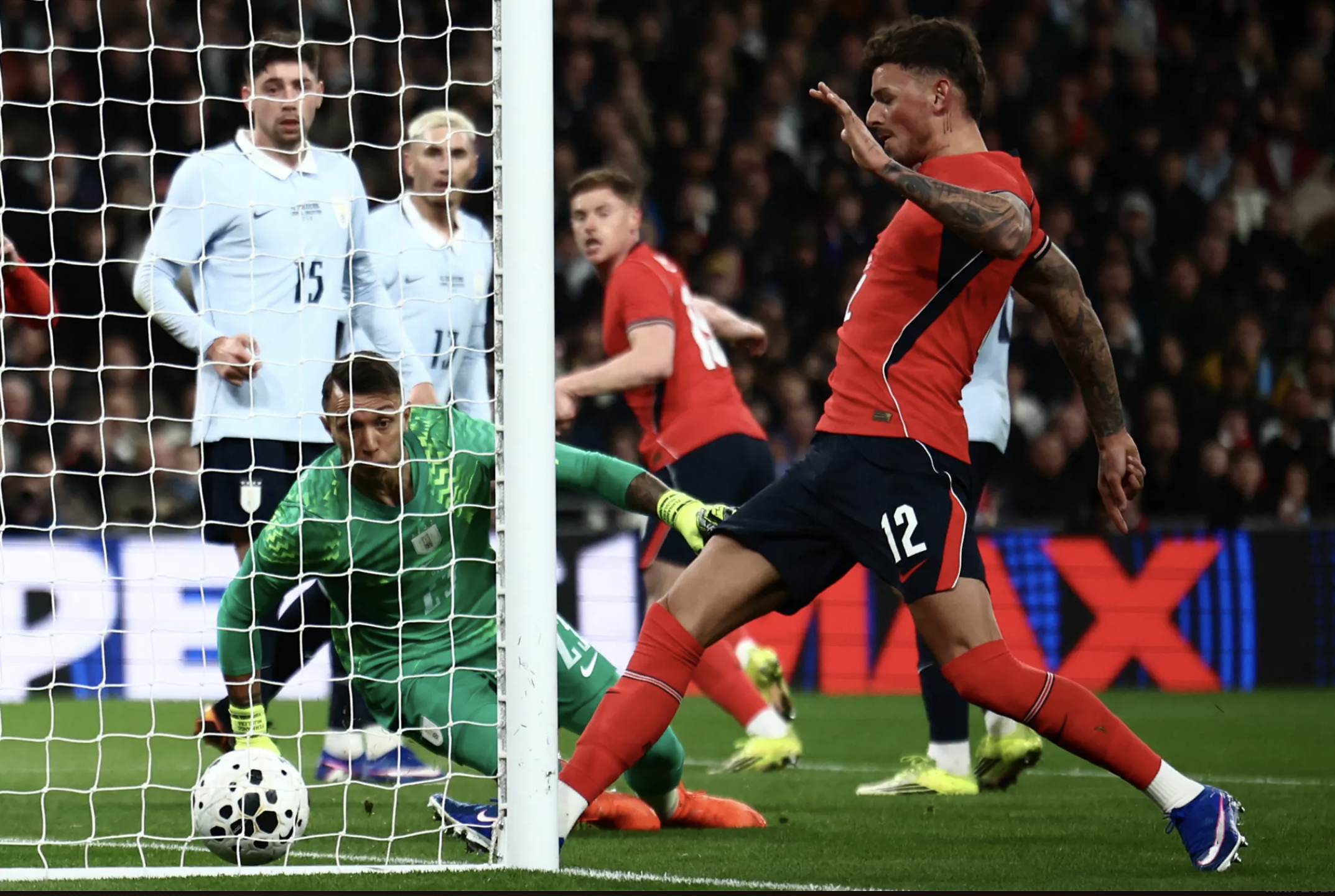 "Người hùng" Ben White kiêm tội đồ, tuyển Anh rơi chiến thắng ở Wembley 4 1774898788 106 Nguoi hung Ben White kiem toi do tuyen Anh roi