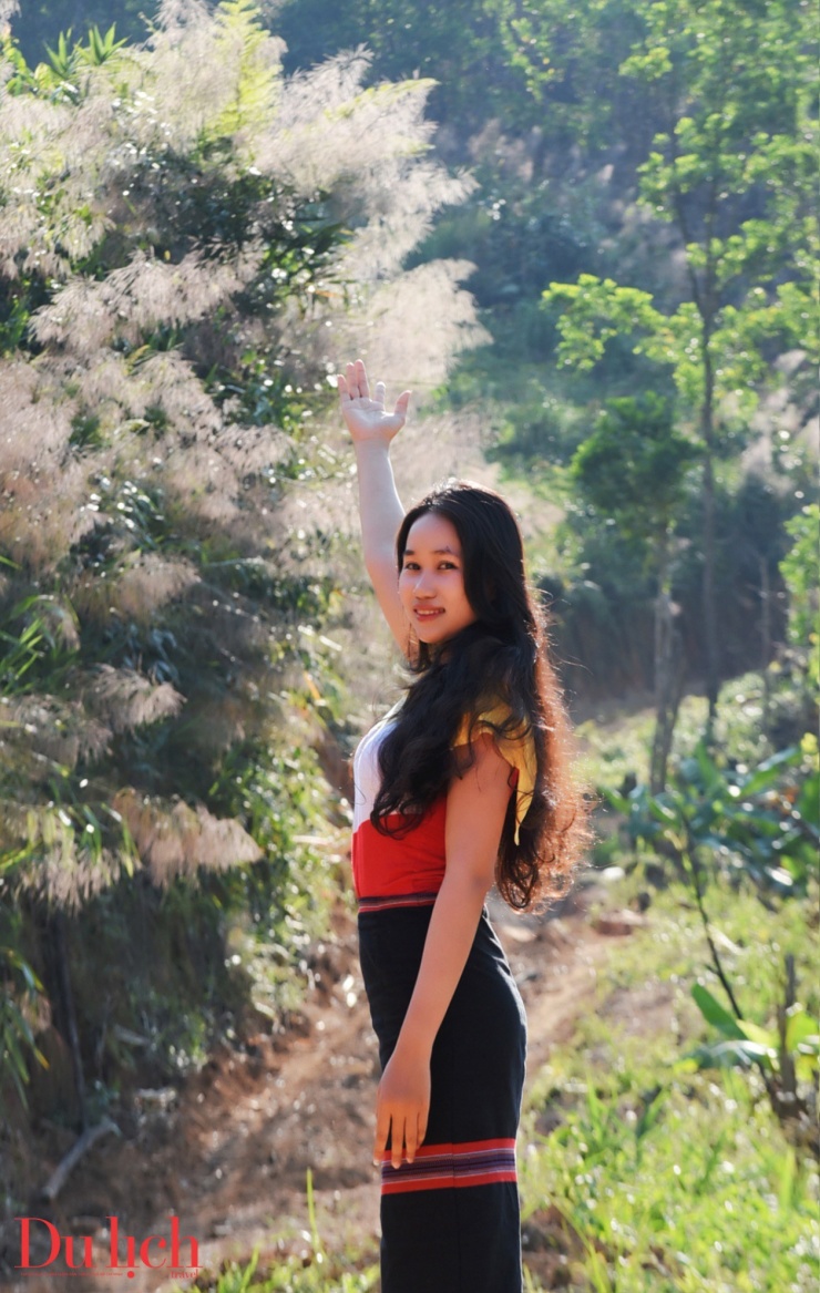 Bản hòa ca núi rừng rực rỡ sắc màu Sơn Tây Thượng - 14