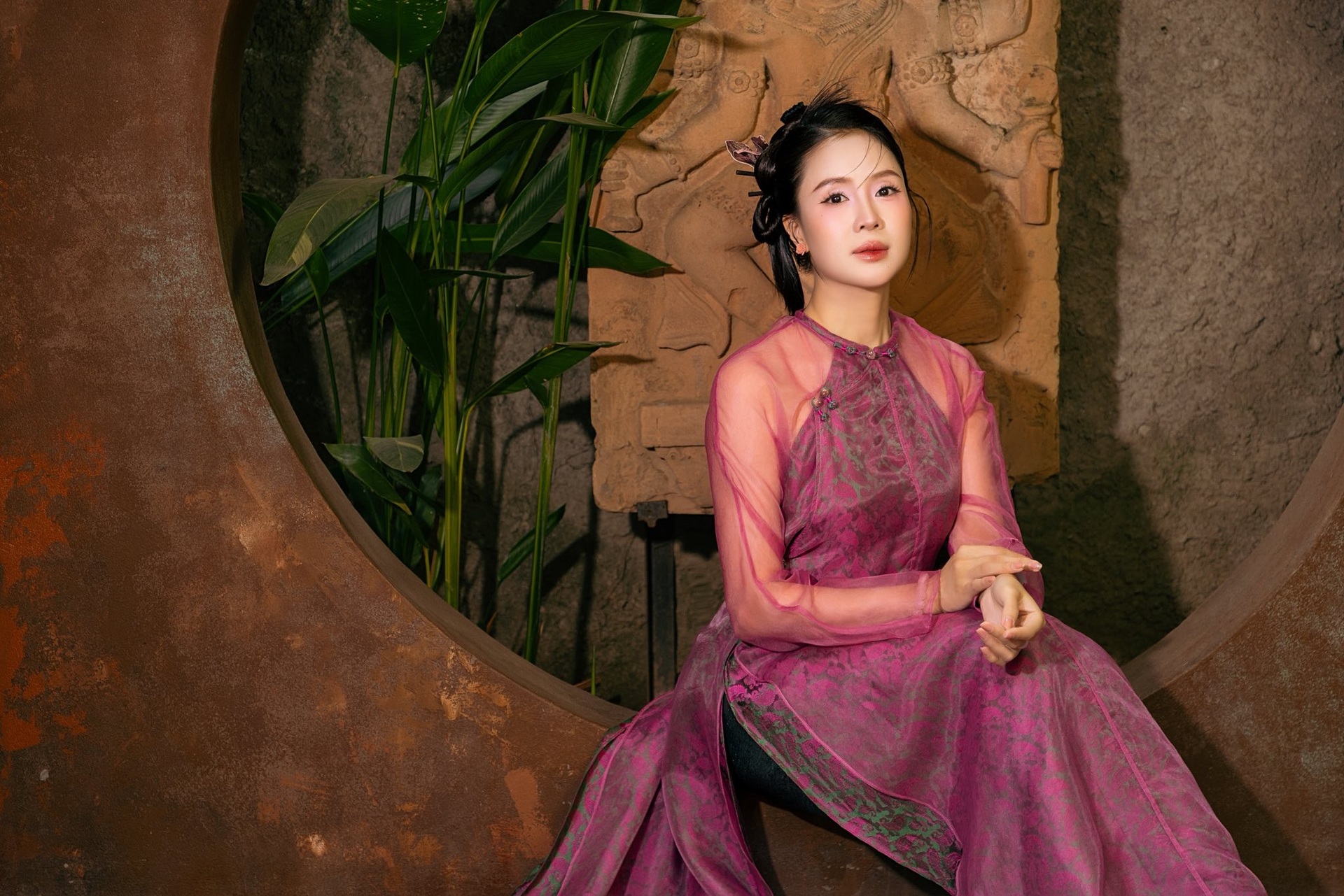 Diễn viên Hồng Diễm tuổi 43 đẹp không tì vết, hôn nhân kín tiếng - 10 Diễn viên Hồng Diễm tuổi 43 đẹp không tì vết, hôn nhân kín tiếng - 10