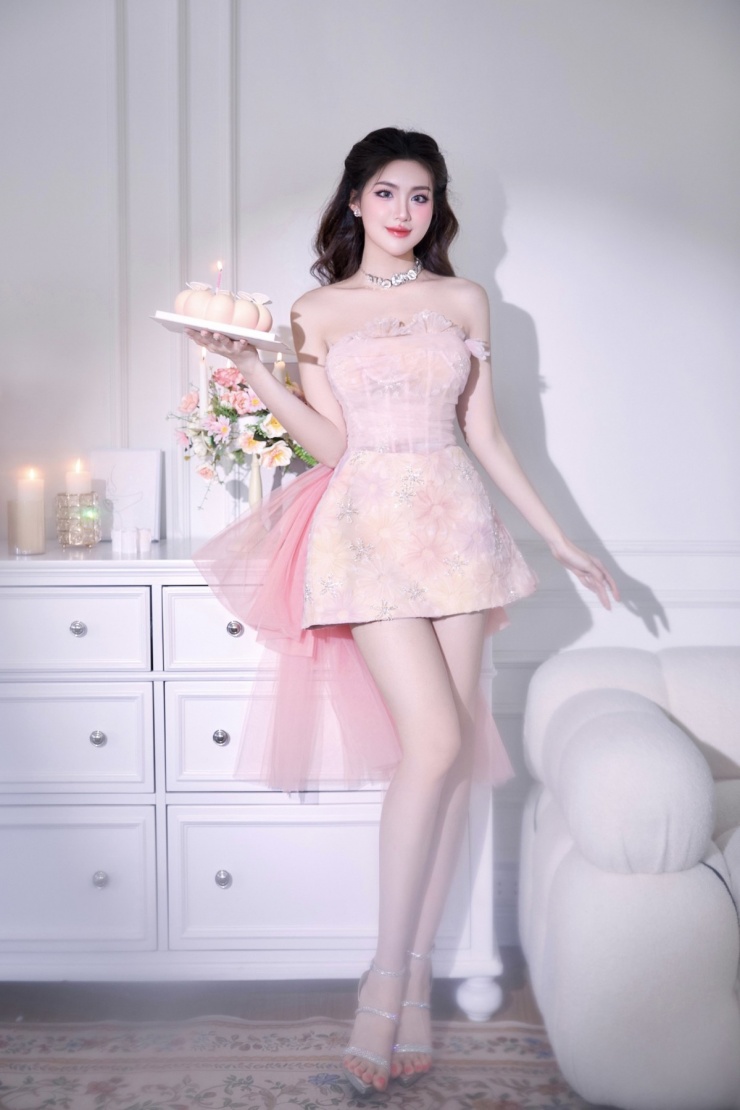 Nhan sắc tân Miss World Vietnam 12 Nhan sắc tân Miss World Vietnam - 11