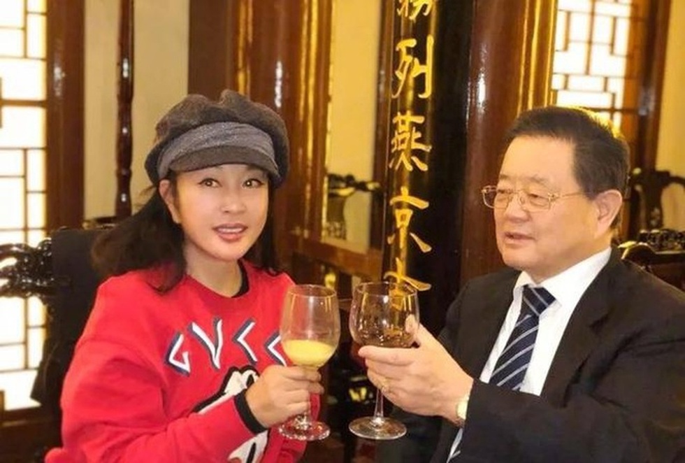 Khối tài sản khủng và di chúc gây sốc của “Võ Tắc Thiên” Lưu Hiểu Khánh - 2