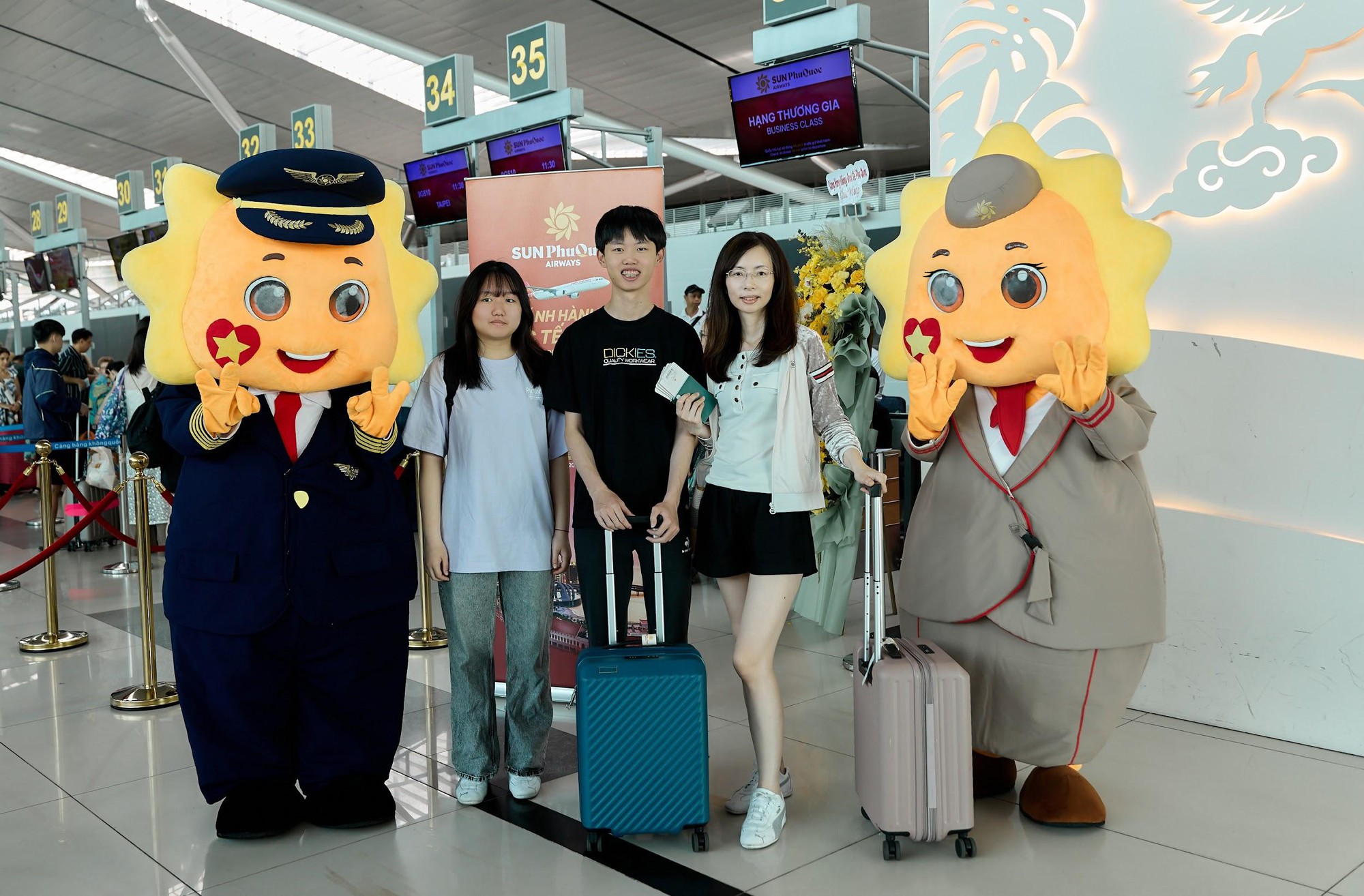 Khách Đài review chuyến bay quốc tế đầu tiên của Sun PhuQuoc Airways- Ảnh 2. Khách Đài review chuyến bay quốc tế đầu tiên của Sun PhuQuoc Airways- Ảnh 2.