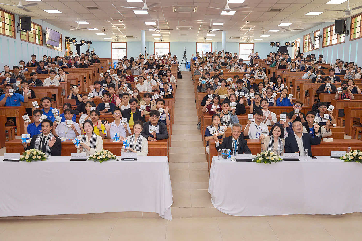 Hành trình Từ Trái Tim lan tỏa tri thức, khơi dậy khát vọng khởi nghiệp  - Ảnh 7.