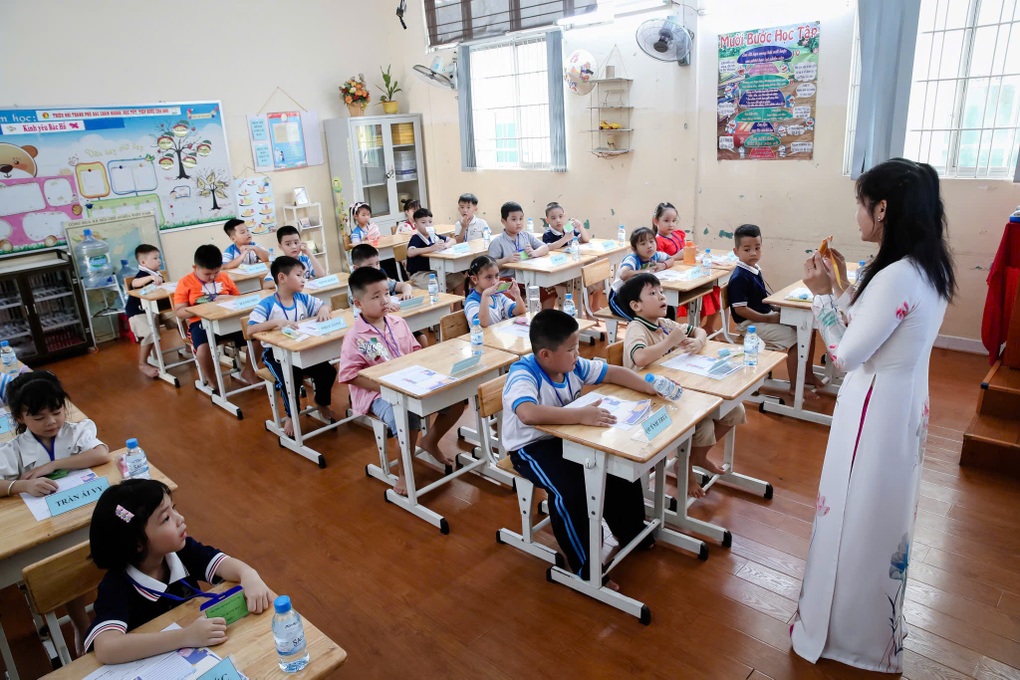 Bài tập khiến dân mạng tranh cãi nảy lửa: Trẻ sai hay người lớn máy móc? - 2