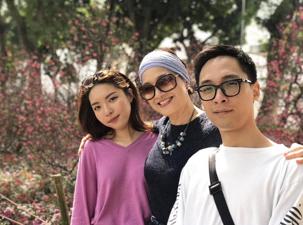 NSND Lê Khanh tuổi 63: Sức khỏe tôi không tốt, lấy tinh thần làm điểm tựa - 3