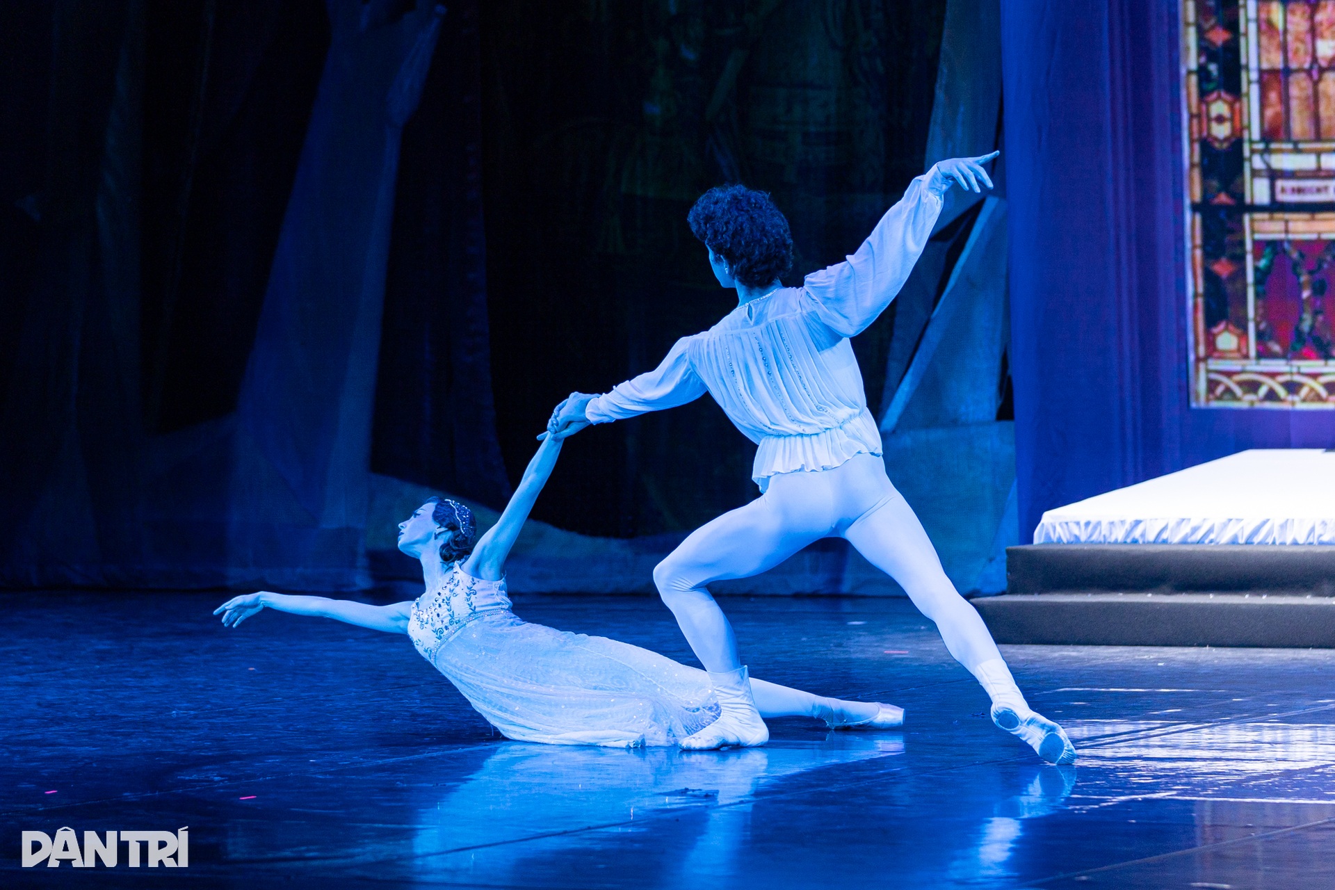 Khán giả Thủ đô choáng ngợp với vở ballet kinh điển Nga Romeo và Juliet - 11
