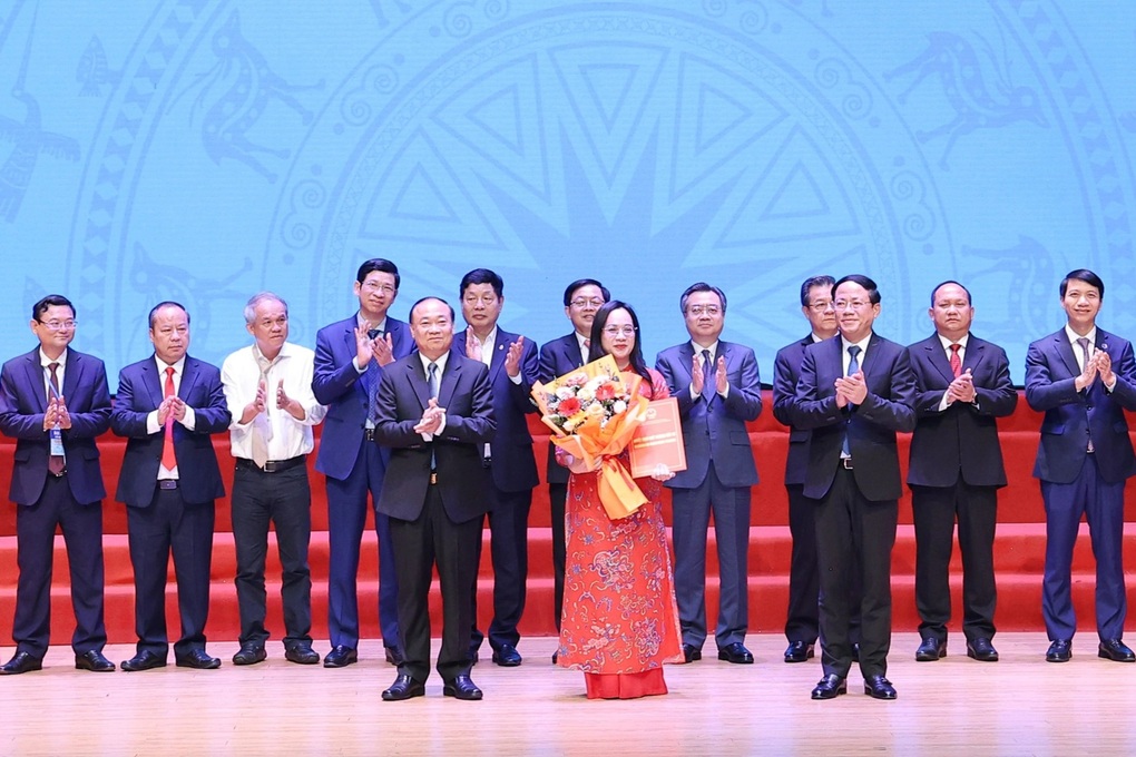 Gia Lai trao quyết định loạt dự án 33 tỷ USD, rút ngắn tối đa thủ tục - 2