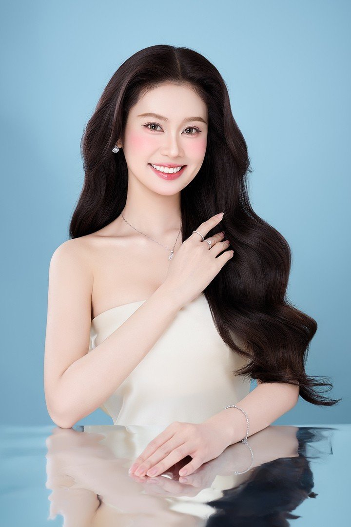 Ai đăng quang Hoa hậu Thế giới Việt Nam - 16