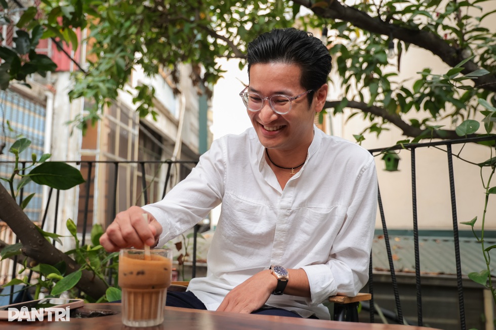 Diễn viên cao 1,77m bị ghét ở phim VTV: Không buồn vì vợ nổi tiếng hơn - 5