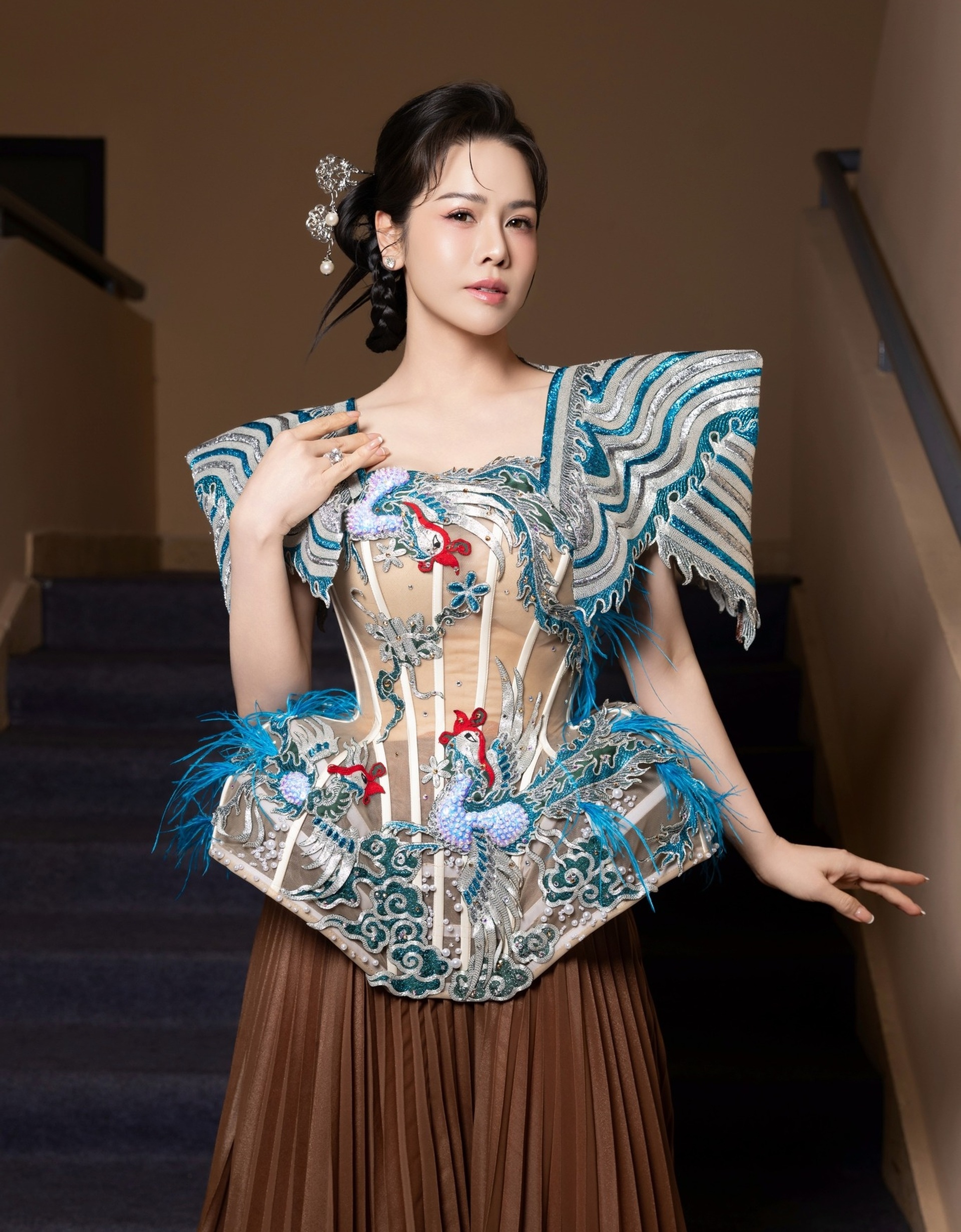 Nhật Kim Anh ở biệt thự 200m2, không nghĩ chuyện yêu đương sau thăng trầm - 14