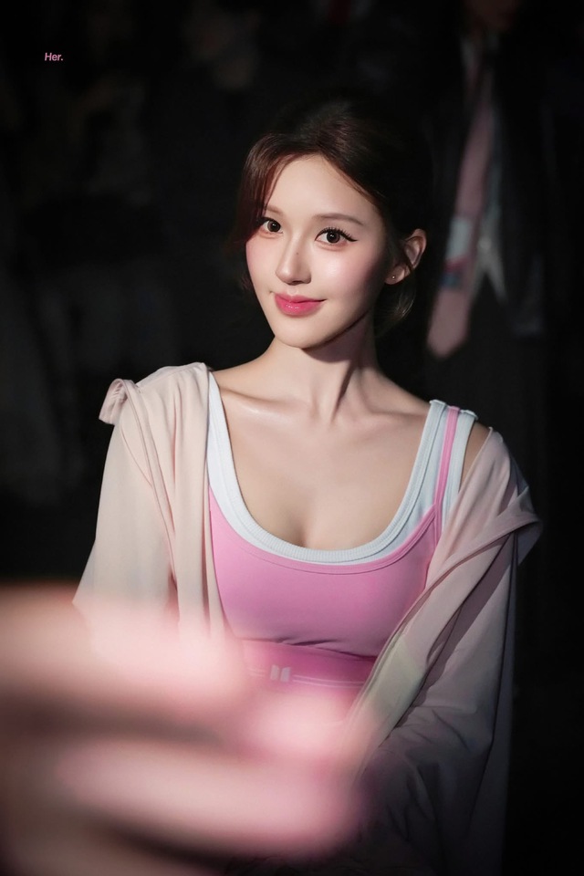 Triệu Lộ Tư quay về thời đỉnh cao nhan sắc- Ảnh 5.