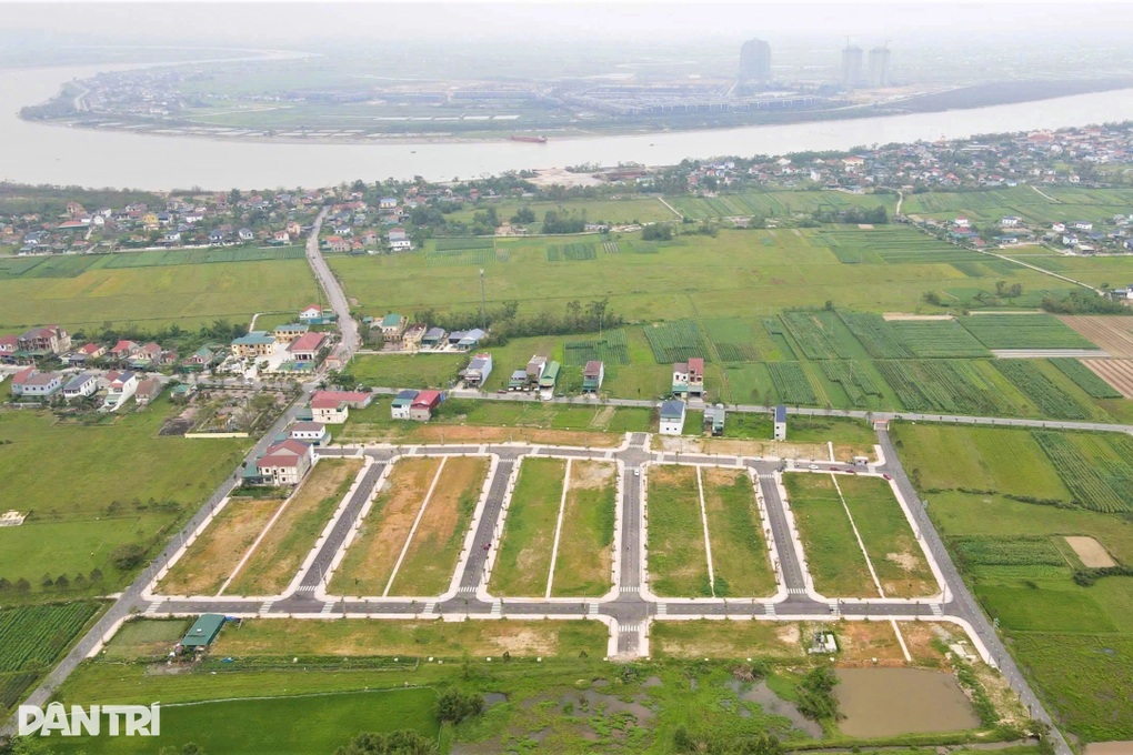 Nơi ô tô đỗ kín đường, cò đất tấp nập ở khu quy hoạch dân cư giờ ra sao? - 3