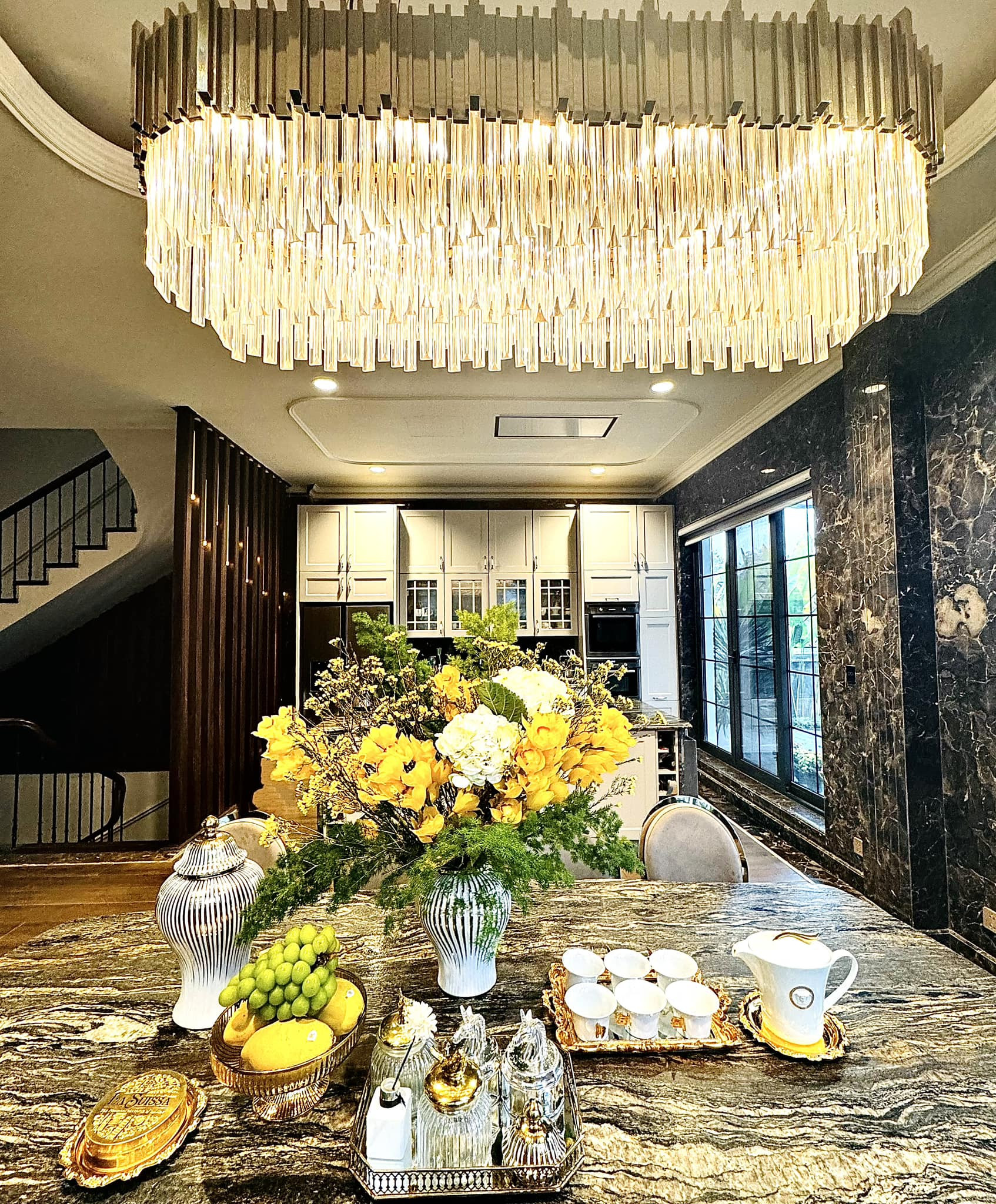 Nữ diễn viên giàu nhất miền Bắc: Tự nhận có sugar daddy bao nuôi, ở biệt thự 60 tỷ, kim cương nhiều vô kể- Ảnh 5.