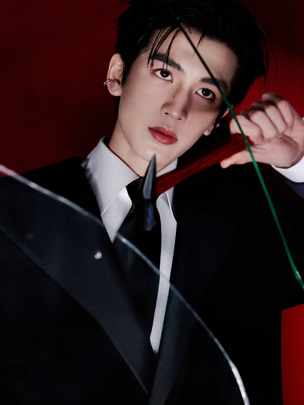 Từ ngôi sao đang lên tới “tướng quân kem nền” bị cười chê khắp Trung Quốc - 3