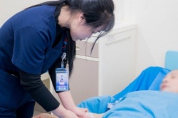 Người đàn ông bất ngờ phát hiện ung thư trực tràng từ dấu hiệu nhiều người Việt bỏ qua